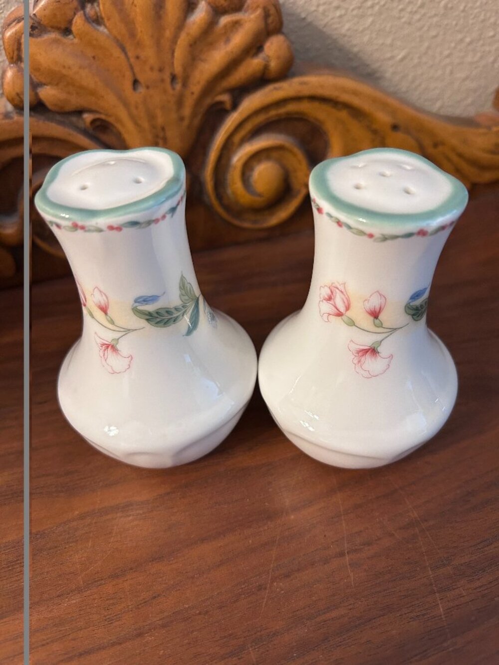 Vintage Floral Salt & Pepper Shakers